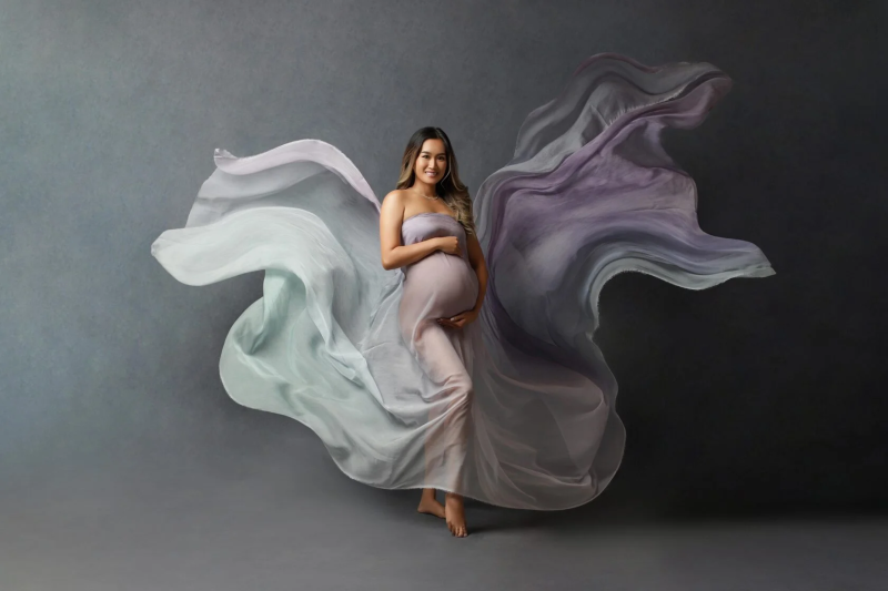 The Difference Between a Newborn Photographer and a Family Photographer