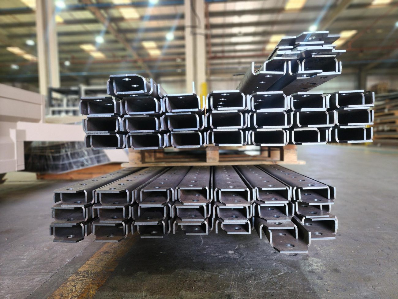 Industrial Waterjet Cutting for Mining Equipment